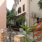 Banina إيكا