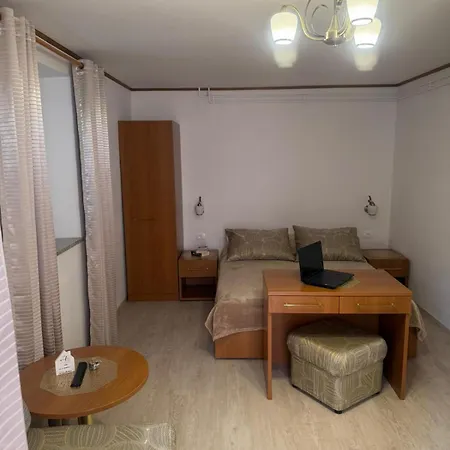 アパート Banina イカ